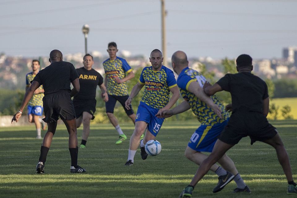 吉祥体育app下载关于我们 · 林锋体育资讯草甸
